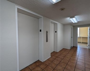 255 Dolphin Point - Photo Thumbnail 26