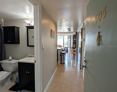 255 Dolphin Point - Photo Thumbnail 6