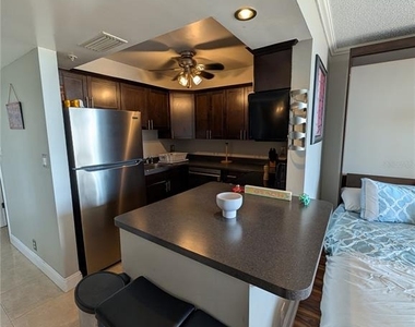 255 Dolphin Point - Photo Thumbnail 17