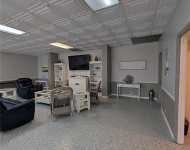 255 Dolphin Point - Photo Thumbnail 46