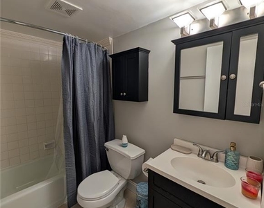 255 Dolphin Point - Photo Thumbnail 8