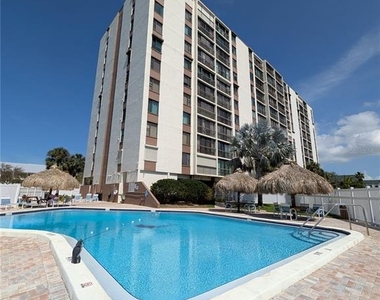 255 Dolphin Point - Photo Thumbnail 58