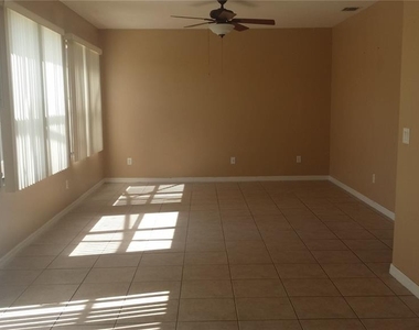 3017 Camino Real Drive S - Photo Thumbnail 1