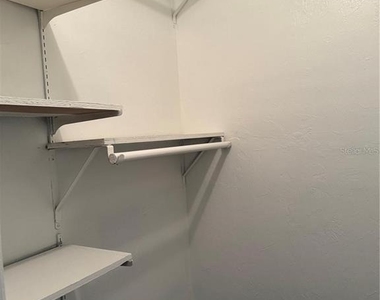 4313 Sw 68 Terrace - Photo Thumbnail 9