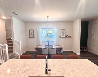 5778 Waterman Path - Photo Thumbnail 7