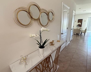 1419 Plank Place - Photo Thumbnail 2