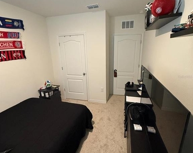 1419 Plank Place - Photo Thumbnail 17