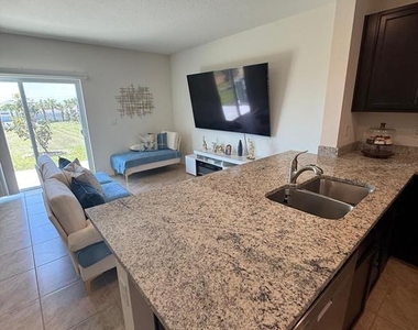 1419 Plank Place - Photo Thumbnail 11
