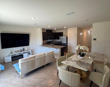 1419 Plank Place - Photo Thumbnail 5