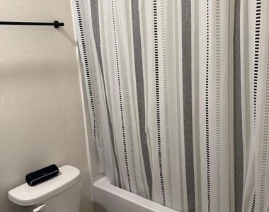 1419 Plank Place - Photo Thumbnail 19