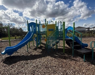 3208 Skyline Loop - Photo Thumbnail 41