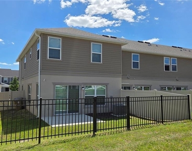 728 Stoney Point Circle - Photo Thumbnail 12