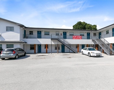 955 6th Street Se - Photo Thumbnail 1