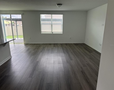 3630 Walking Stick Way - Photo Thumbnail 2