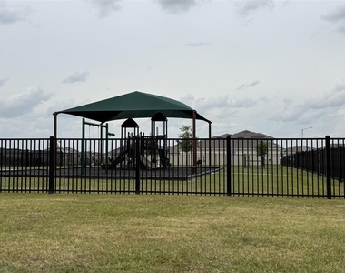 3630 Walking Stick Way - Photo Thumbnail 13