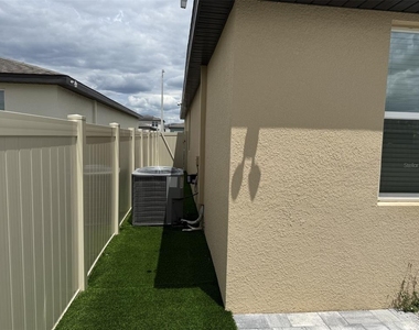 3630 Walking Stick Way - Photo Thumbnail 11