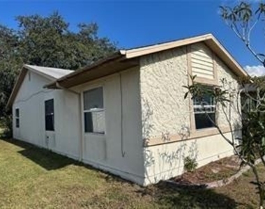 746 Maderia Court - Photo Thumbnail 1