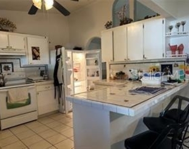 746 Maderia Court - Photo Thumbnail 18