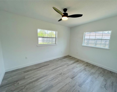 6603 Cocos Drive - Photo Thumbnail 5