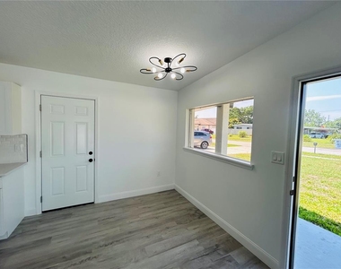 6603 Cocos Drive - Photo Thumbnail 9