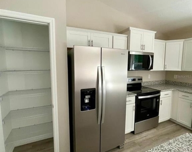19231 Sw 97th Street - Photo Thumbnail 7