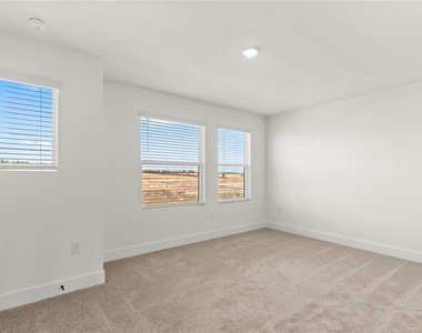 15363 Hamlin Park Drive - Photo Thumbnail 23