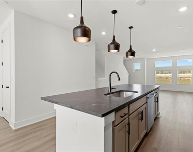 15363 Hamlin Park Drive - Photo Thumbnail 12