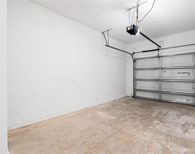 3107 Kurtz Terrace - Photo Thumbnail 3