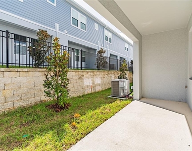 3107 Kurtz Terrace - Photo Thumbnail 7