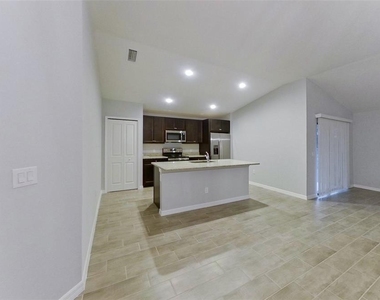 227 Pennfield Street - Photo Thumbnail 2