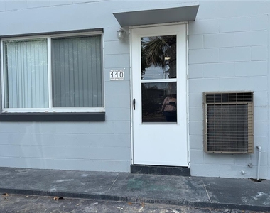 825 N Primrose Drive - Photo Thumbnail 1