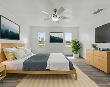 8812 Oakwood Drive - Photo Thumbnail 33