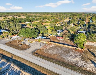 8812 Oakwood Drive - Photo Thumbnail 50