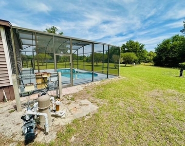 6814 Redwing Road - Photo Thumbnail 6