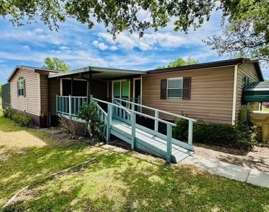 6814 Redwing Road - Photo Thumbnail 2