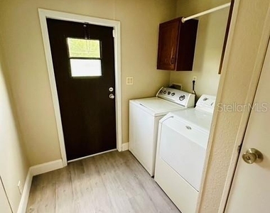 6814 Redwing Road - Photo Thumbnail 20