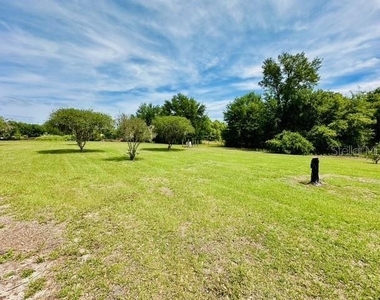 6814 Redwing Road - Photo Thumbnail 7