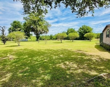 6814 Redwing Road - Photo Thumbnail 3