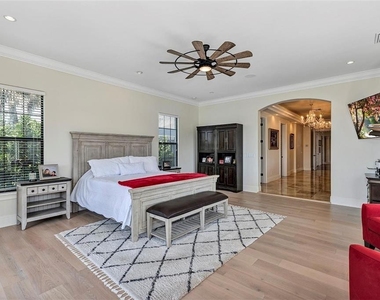 2616 N Westmoreland Drive - Photo Thumbnail 20