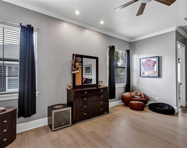 2616 N Westmoreland Drive - Photo Thumbnail 29