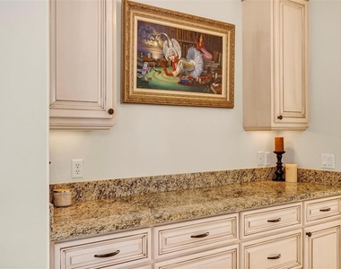 2616 N Westmoreland Drive - Photo Thumbnail 37