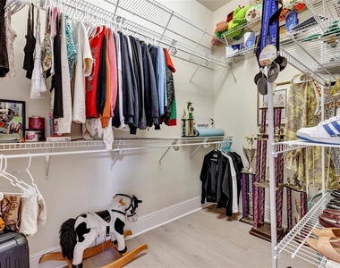 2616 N Westmoreland Drive - Photo Thumbnail 30