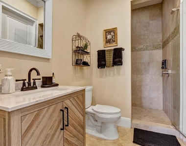 2616 N Westmoreland Drive - Photo Thumbnail 23