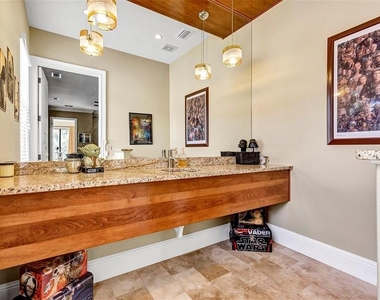 2616 N Westmoreland Drive - Photo Thumbnail 33
