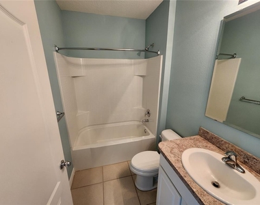 184 Fishermans Cove Drive - Photo Thumbnail 15