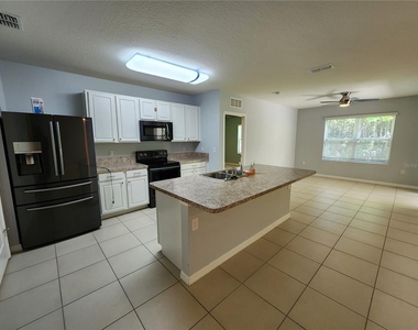 184 Fishermans Cove Drive - Photo Thumbnail 4