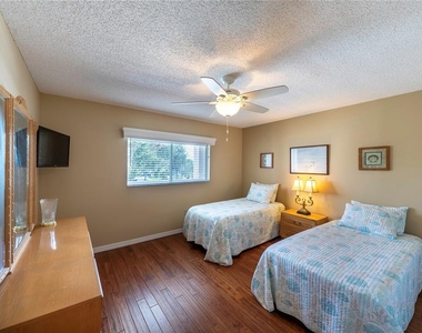 437 Cerromar Lane - Photo Thumbnail 22