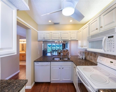 437 Cerromar Lane - Photo Thumbnail 5