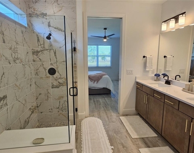 17925 Nadine Place - Photo Thumbnail 24