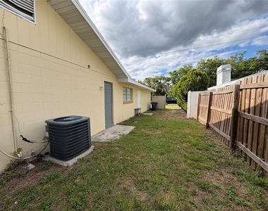 728 Lake Ned Road - Photo Thumbnail 33